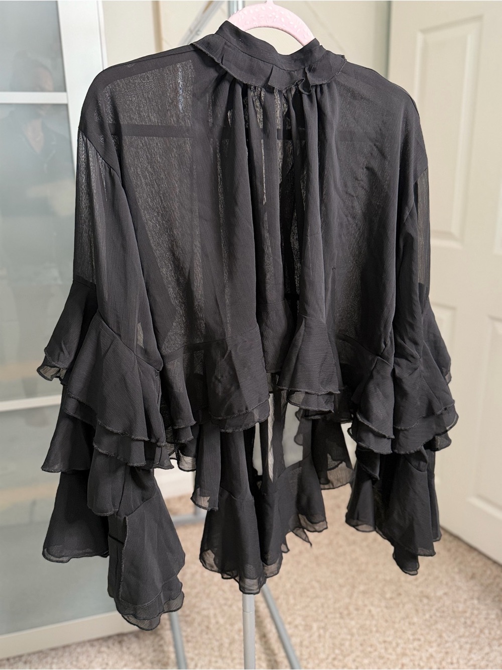 ‼️🔝Commense Sheer Black Ruffle Layered Blouse‼️🔝